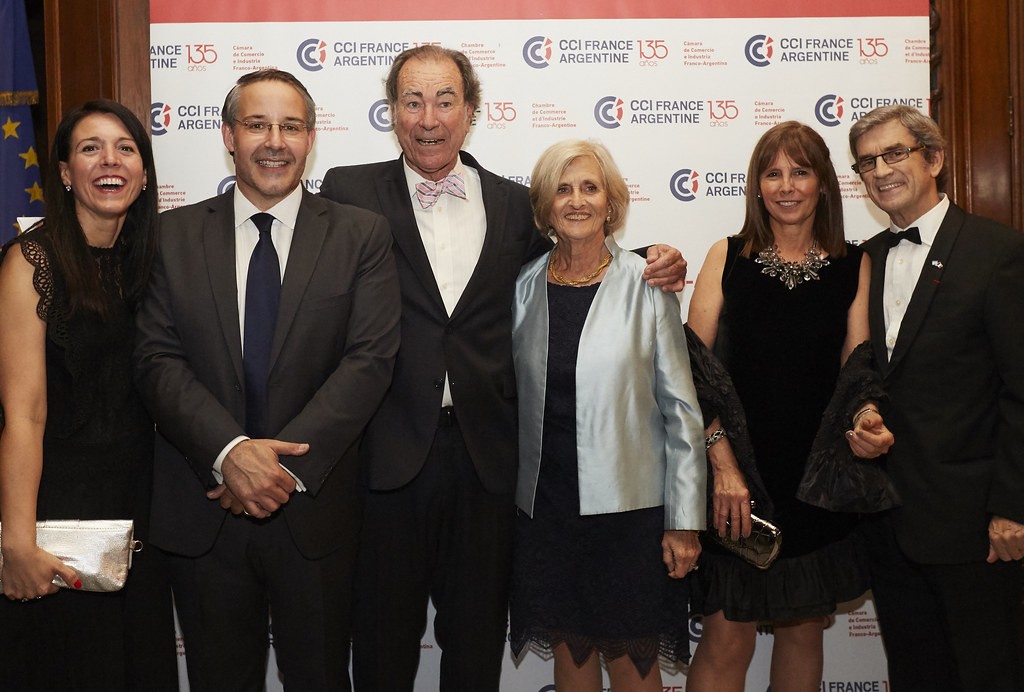 Yanina González Ayrala, Rodrigo Pérez Graziano, Guillermo Dietrich y su esposa Hada M. Marchese; Valeria y Carlos González Fernández
