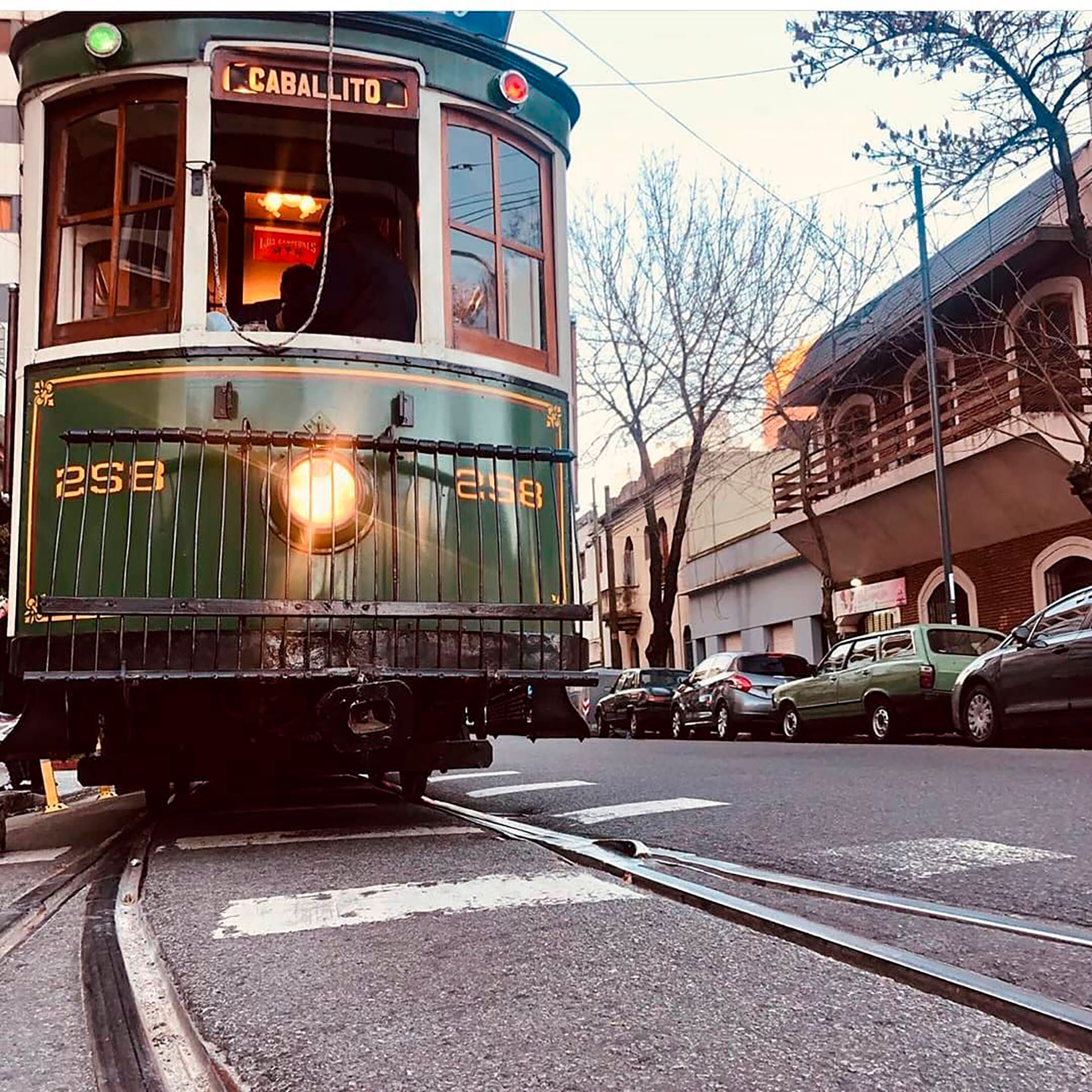 (@amigosdeltranvia)