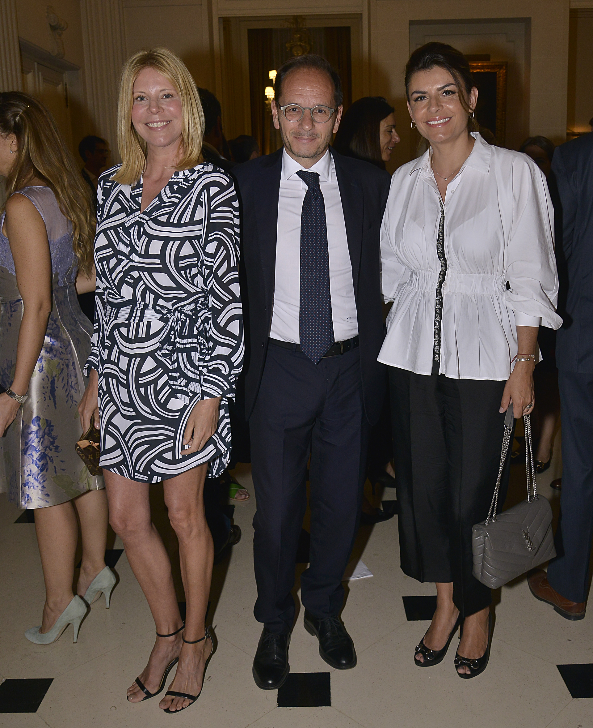 Magalí Auger, Giuseppe Manzo y Sandra Castellanos de Waisman