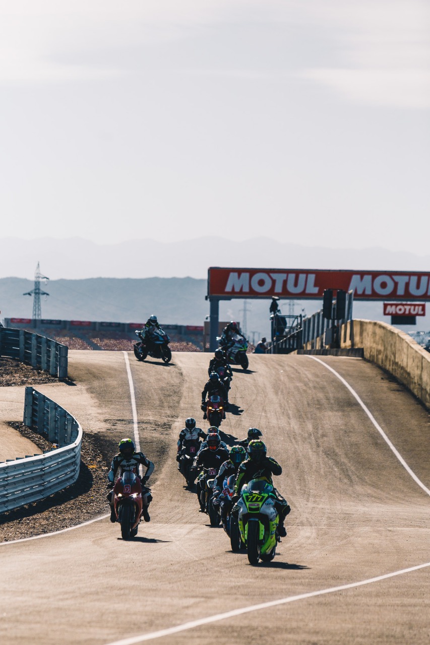 Los fanáticos tuvieron la oportunidad de recorrer un circuito profesional y sentir la adrenalina durante todo un fin de semana (Prensa WorldSBK San Juan)