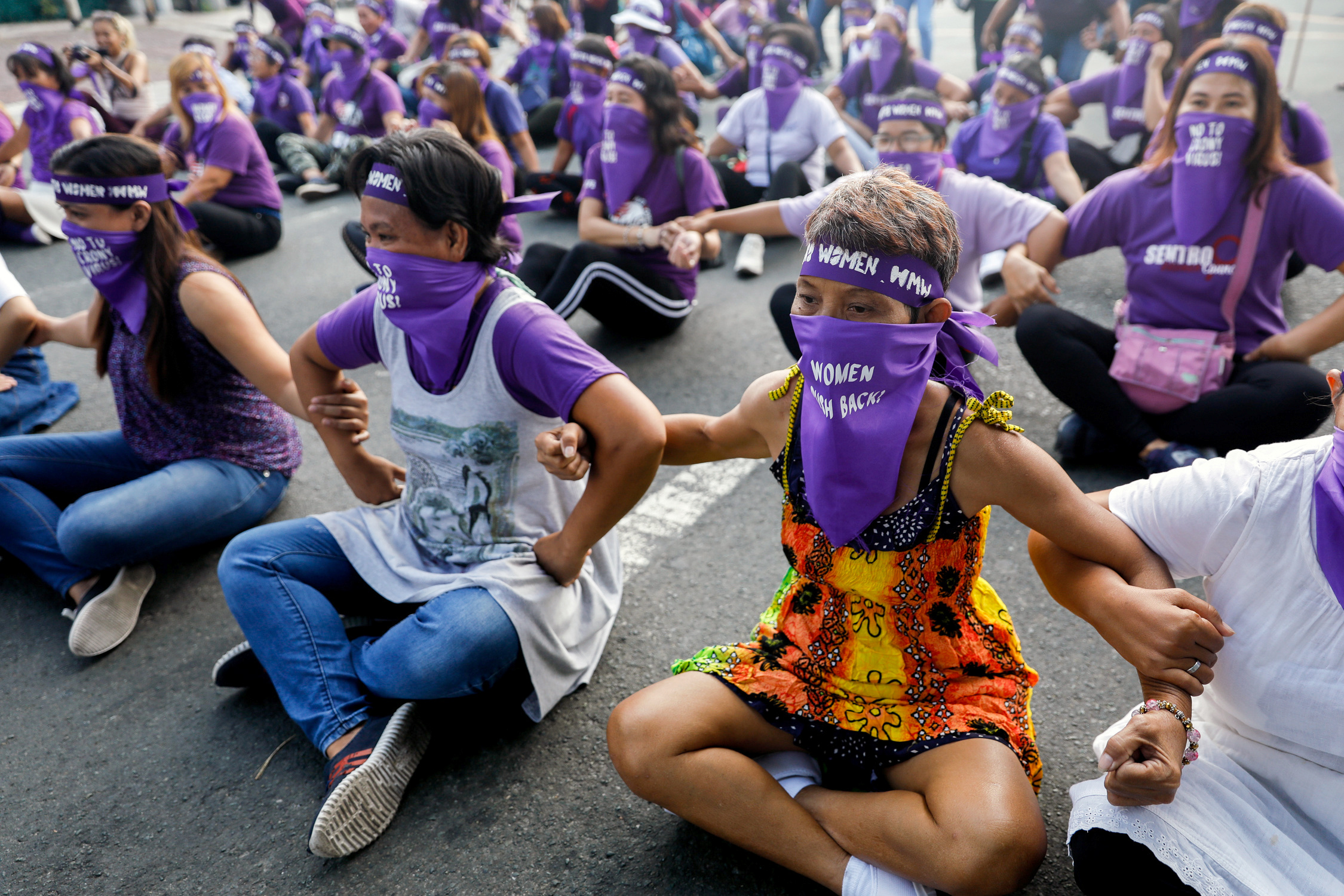 Las mujeres ocuparon la calle en Manila (REUTERS/Eloisa Lopez)