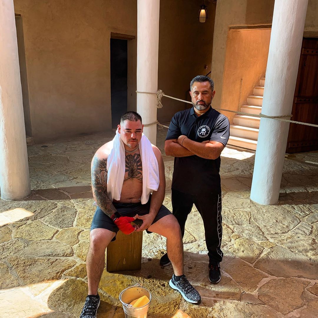 Manny Robles dejó de ser entrenador de Andy Ruiz (Foto: Instagram @manuel.boxing)