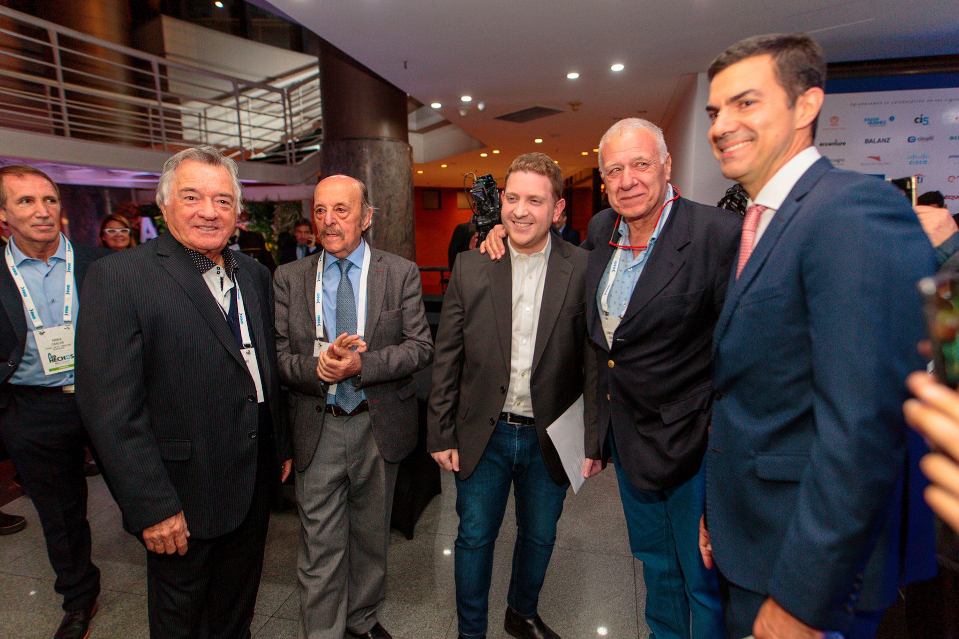 Luis Barrionuevo, Julio Bárbaro, Jonathan Viale, Carlos Campolongo y Juan Manuel Urtubey