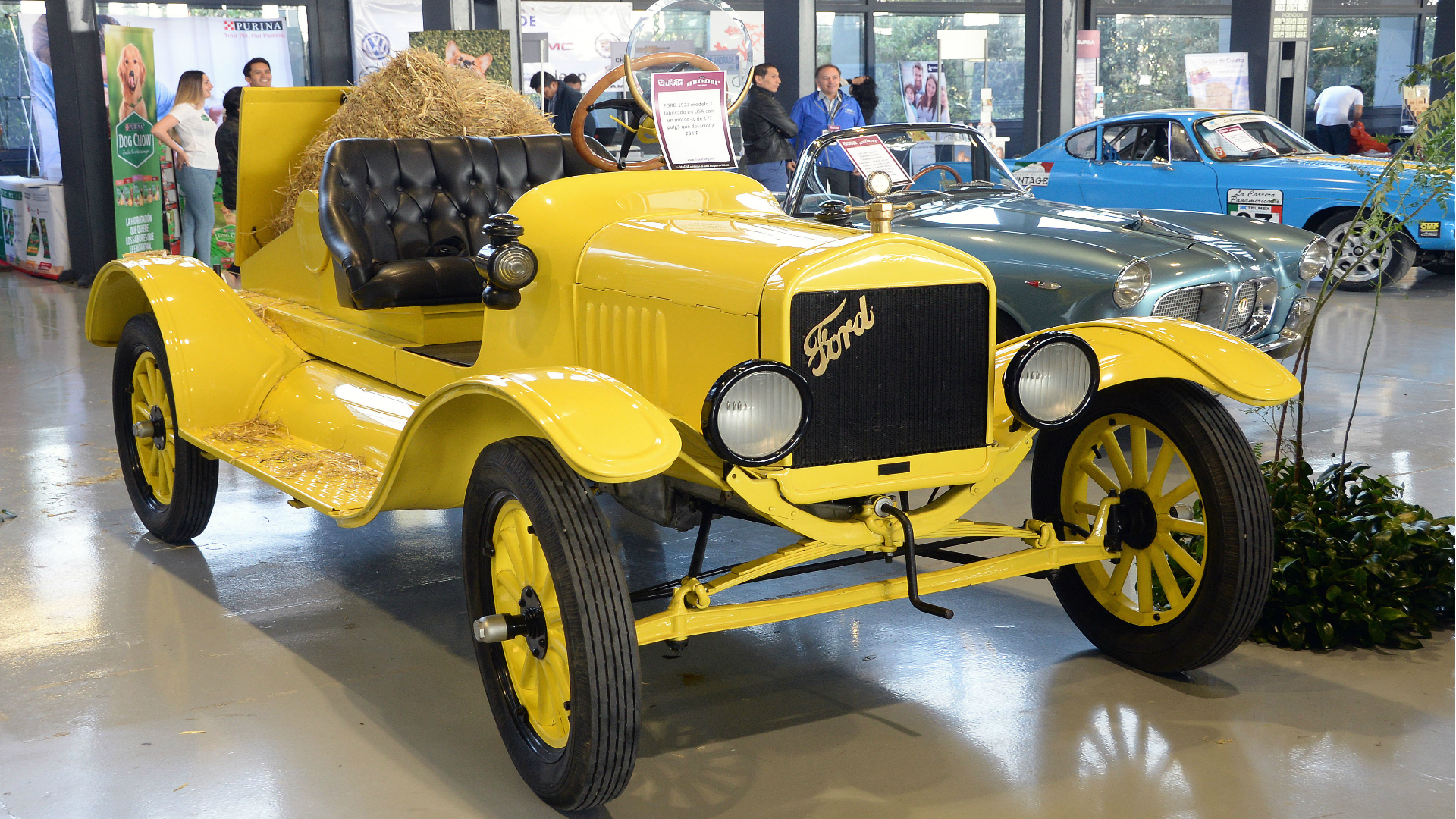 Un Ford T 1912 en color amarillo (Foto: UNAM)