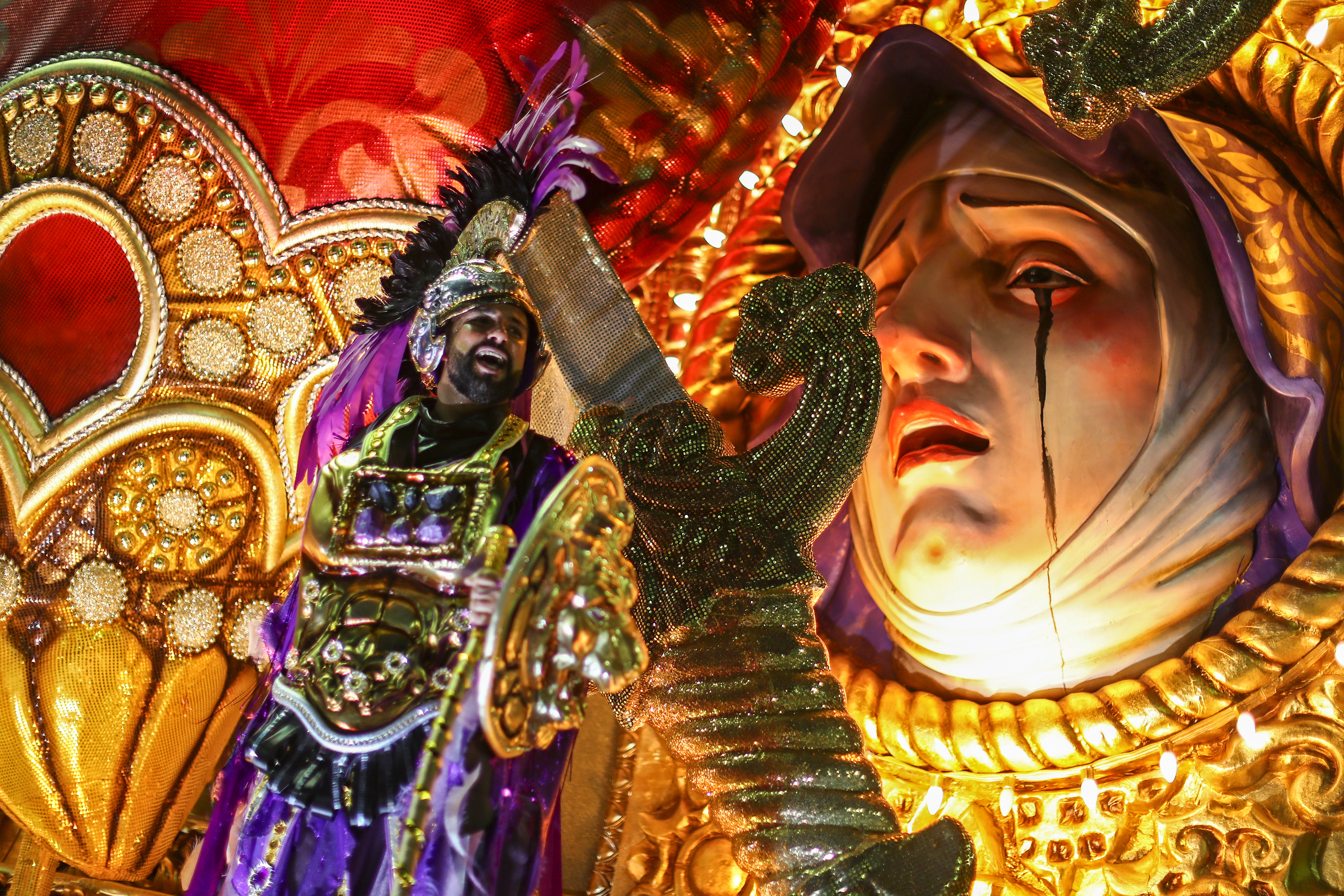 Mangueira samba school performs REUTERS/Pilar Olivares