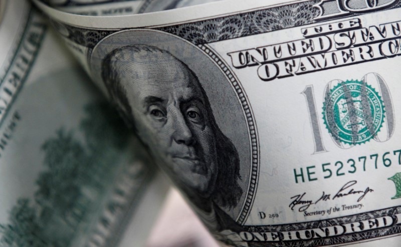 El dólar oficial mantiene casi los mismos precios desde el 30 de agosto pasado. (Reuters)