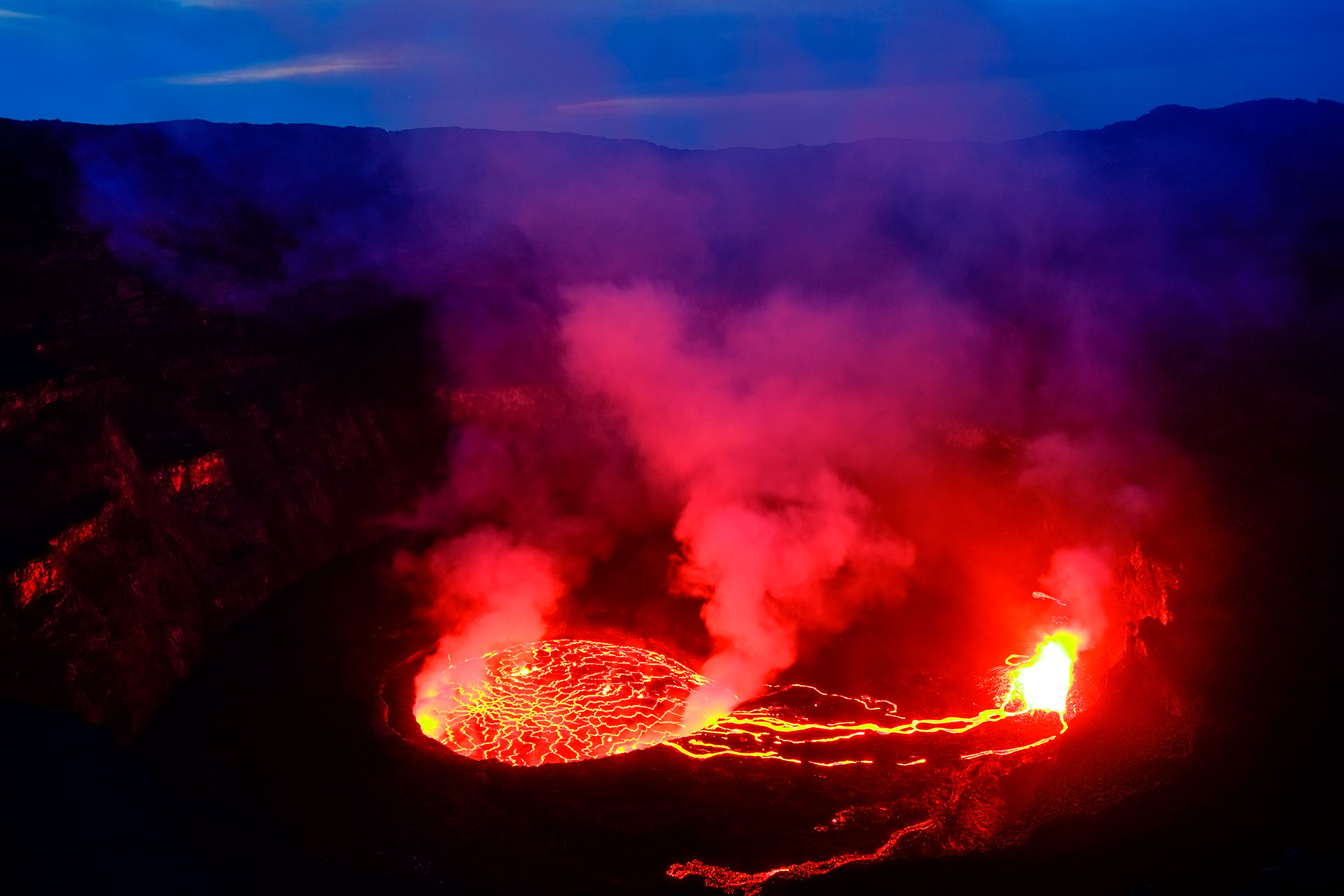 La lava del volcán Nyiragongo
