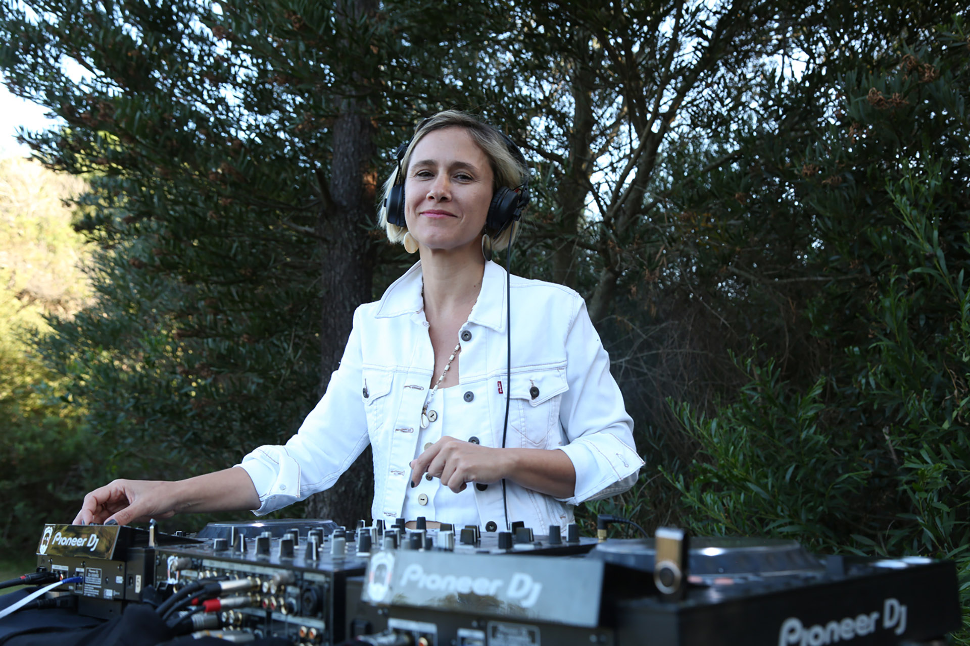 La DJ Soledad Rodríguez Zubieta musicalizó el torneo de tenis