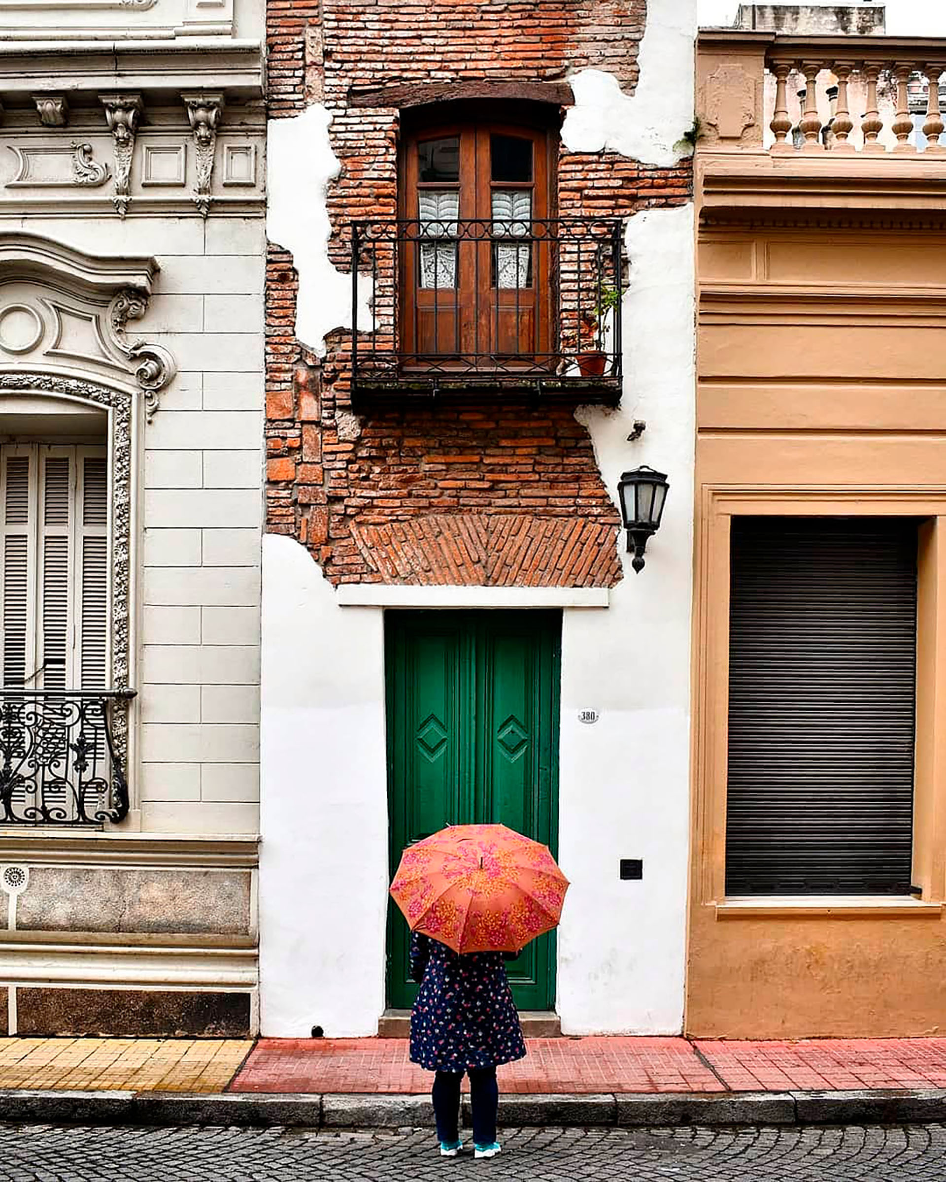 En el pasaje San Lorenzo del barrio de San Telmo se esconde la Casa Mínima que sobrevivió al paso del tiempo (@lauryncha)