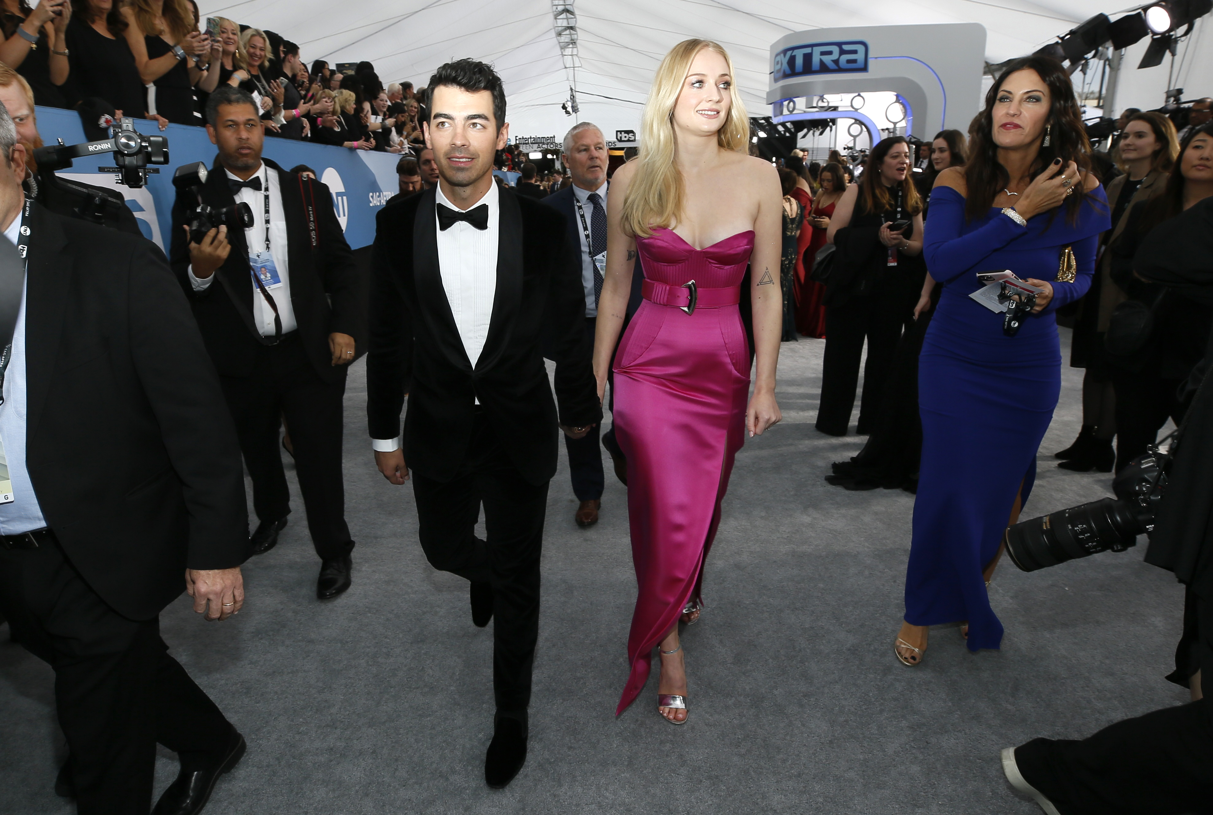 El cantante Joe Jonas y su esposa, la actriz Sophie Turner