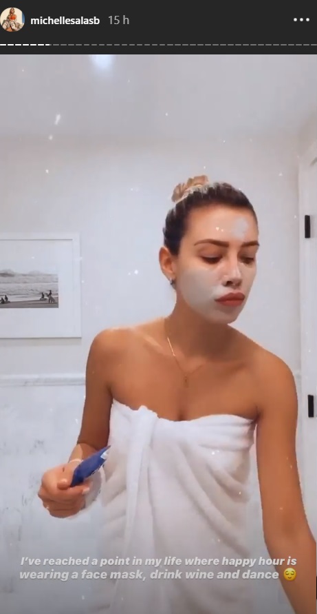 La modelo se pone sus mascarillas (Foto: Instagram)
