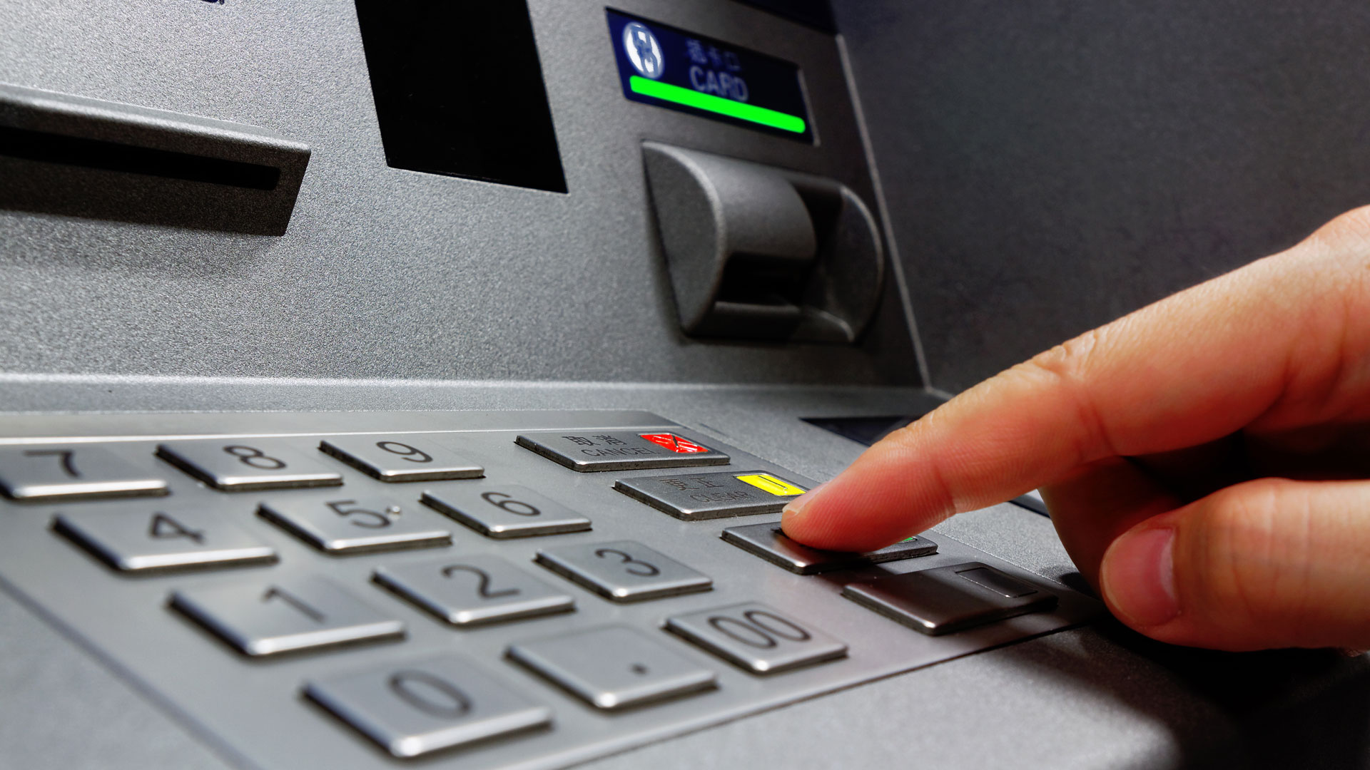 Las operaciones a través de cajeros automáticos funcionarán normalmente (Shutterstock)