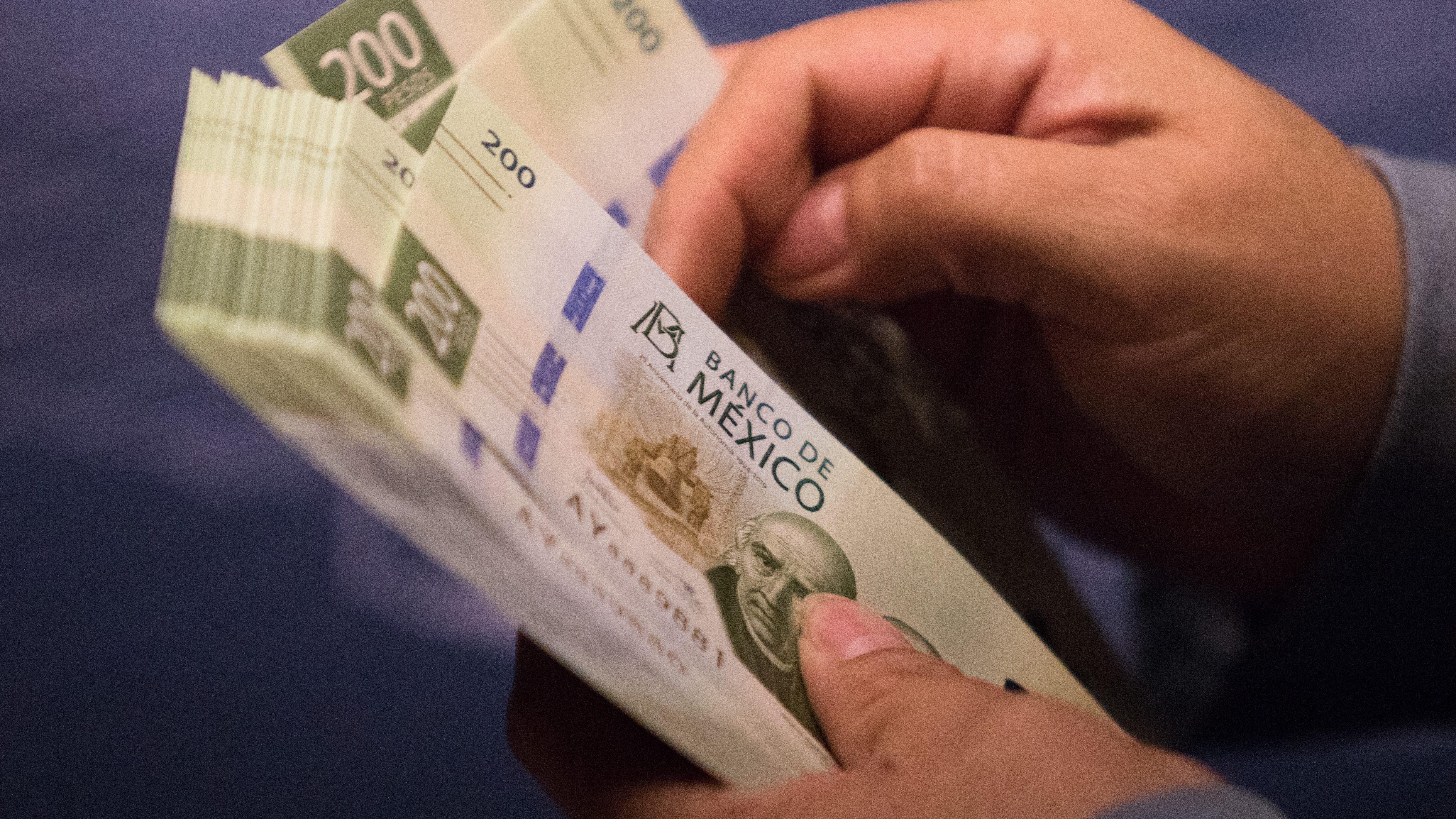 Anunciarán aumento al salario mínimo para 2020: anticipan acuerdo  “histórico” - Infobae