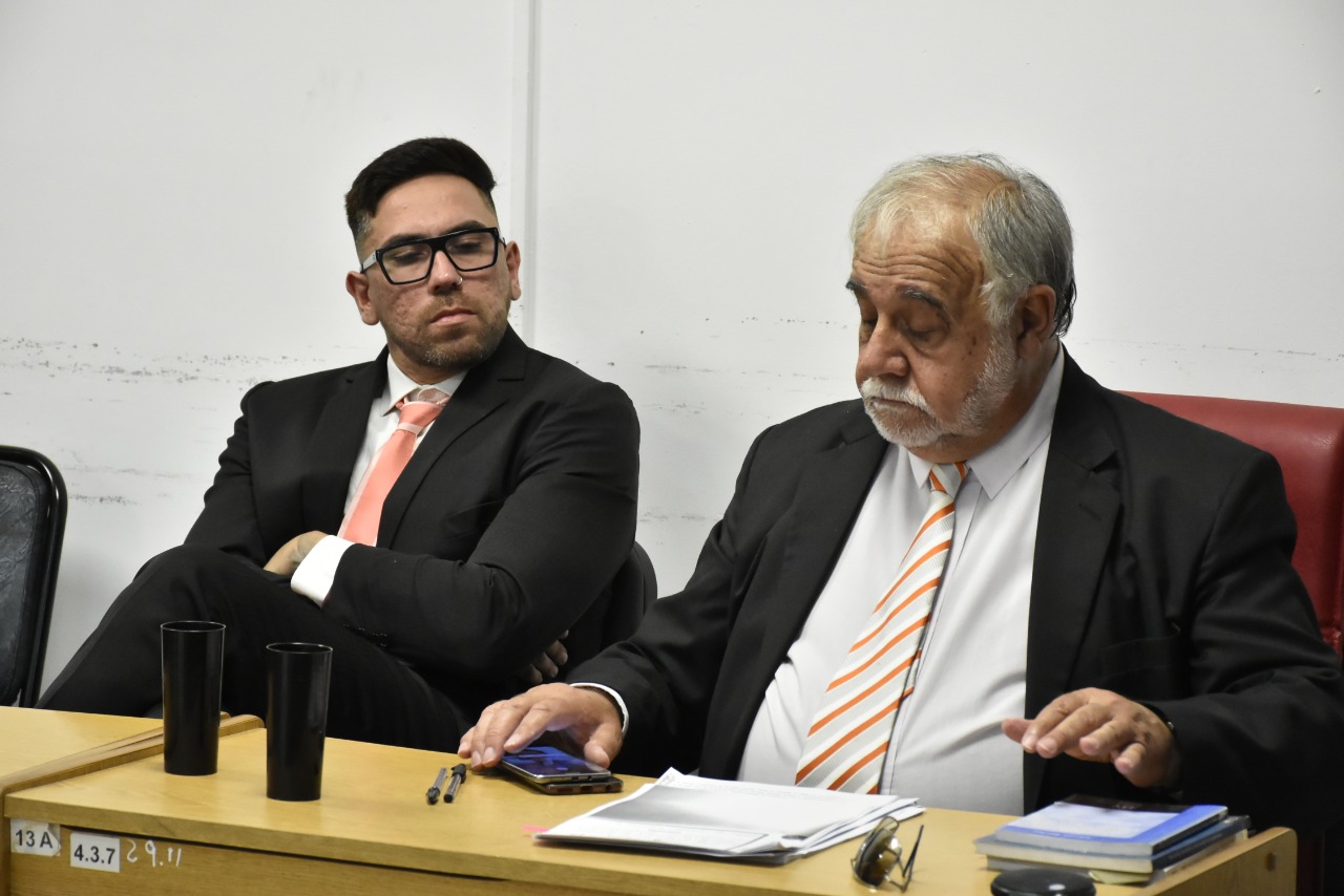 El juez Jorge Chamia (derecha) es el encargado de llevar adelante el primer juicio por pornovenganza del país (Justicia La Rioja)