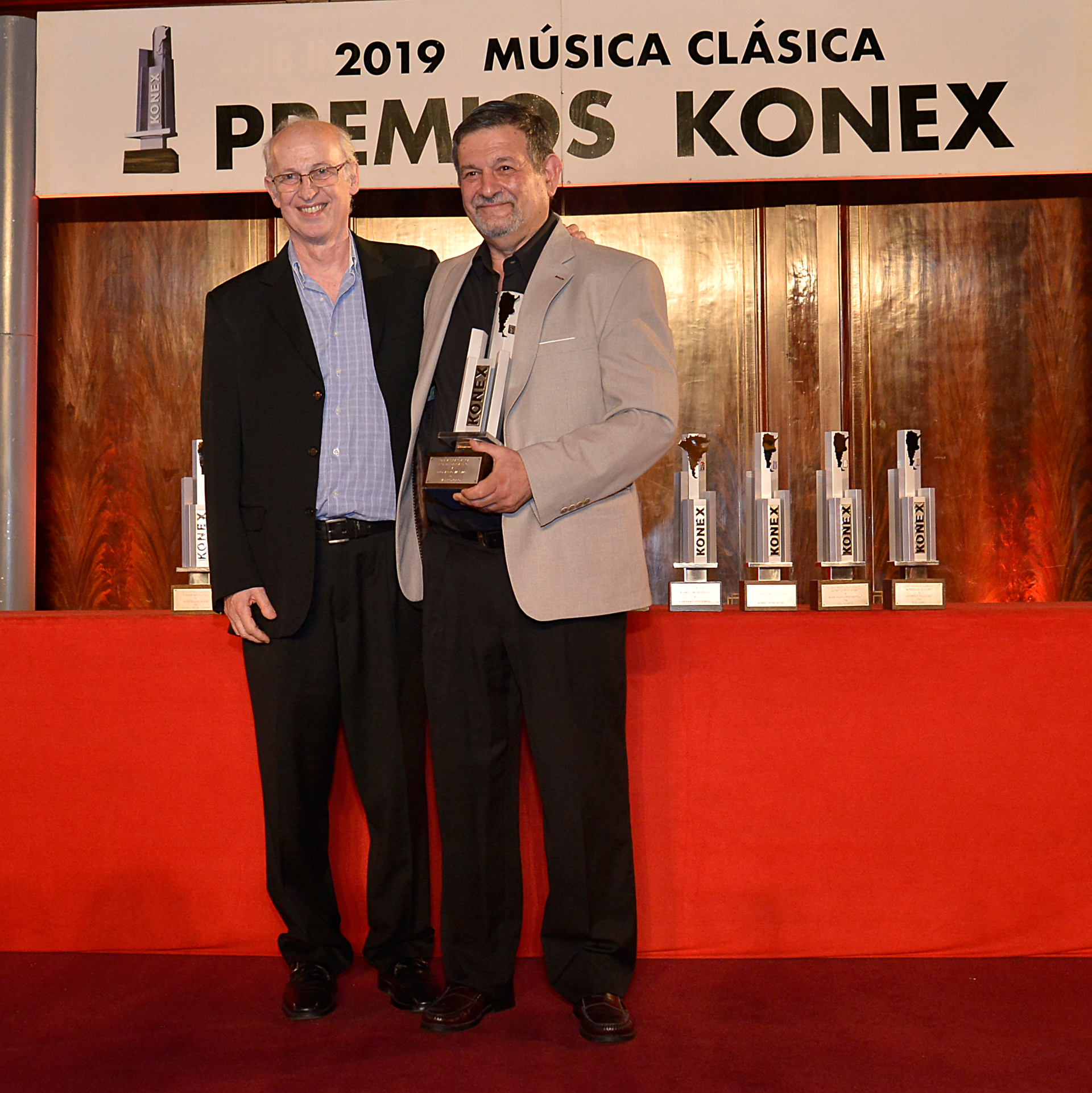 El musicólogo, Leonardo Waisman, recibió por segunda vez el Premio Konex Platino