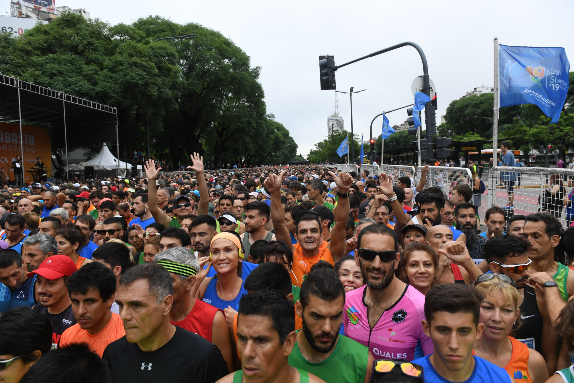 La maratón San Silvestre se corre en varias ciudades del mundo además de Buenos Aires (Maximiliano Luna)
