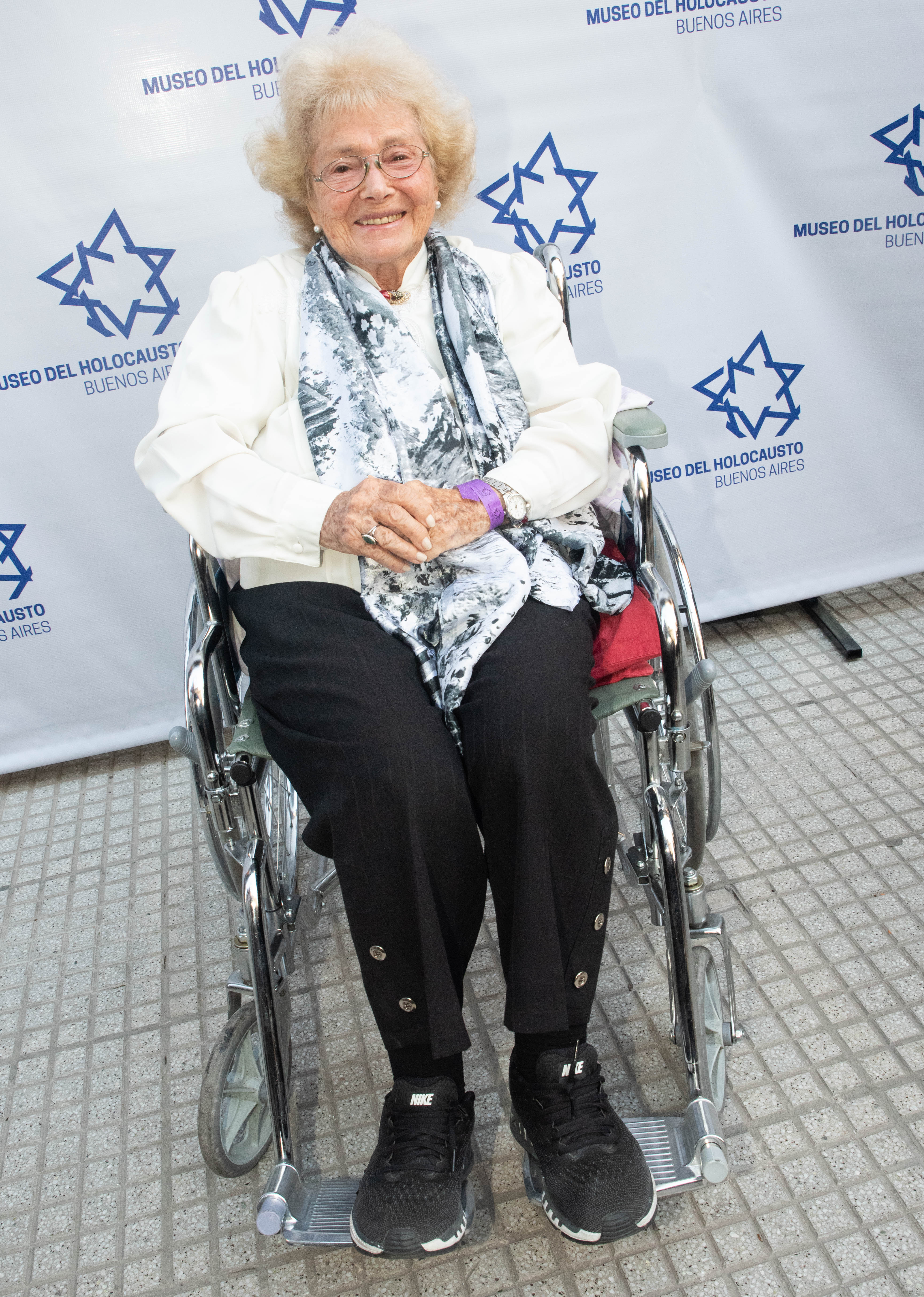 Raquel Fride, sobreviviente