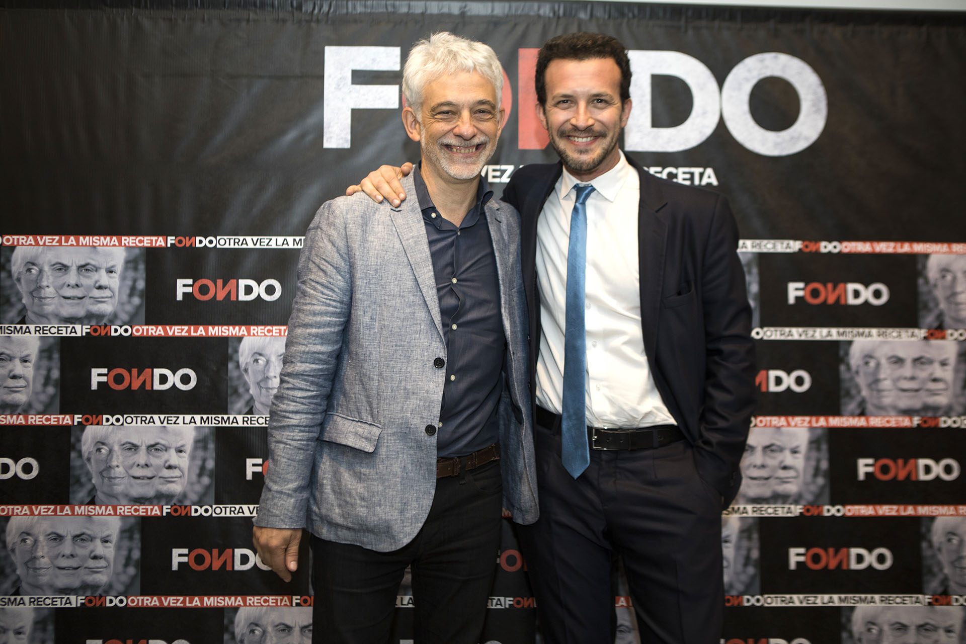 El periodista Claudio Martínez junto a Alejandro Bercovich