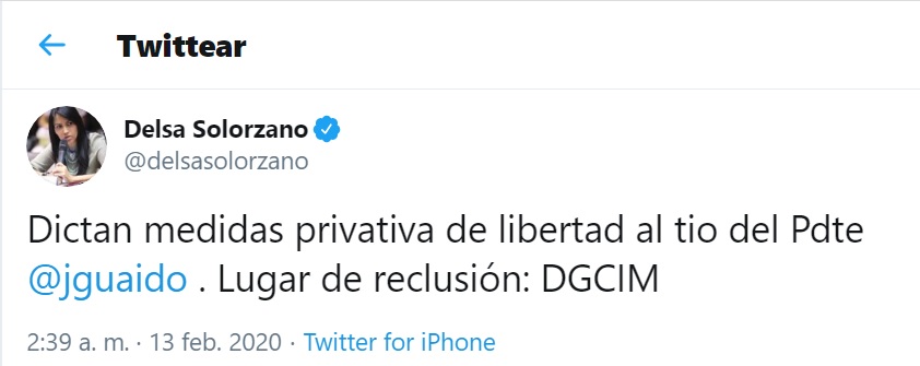 La diputada Solórzano estuvo a las afueras de los tribunales durante la audiencia