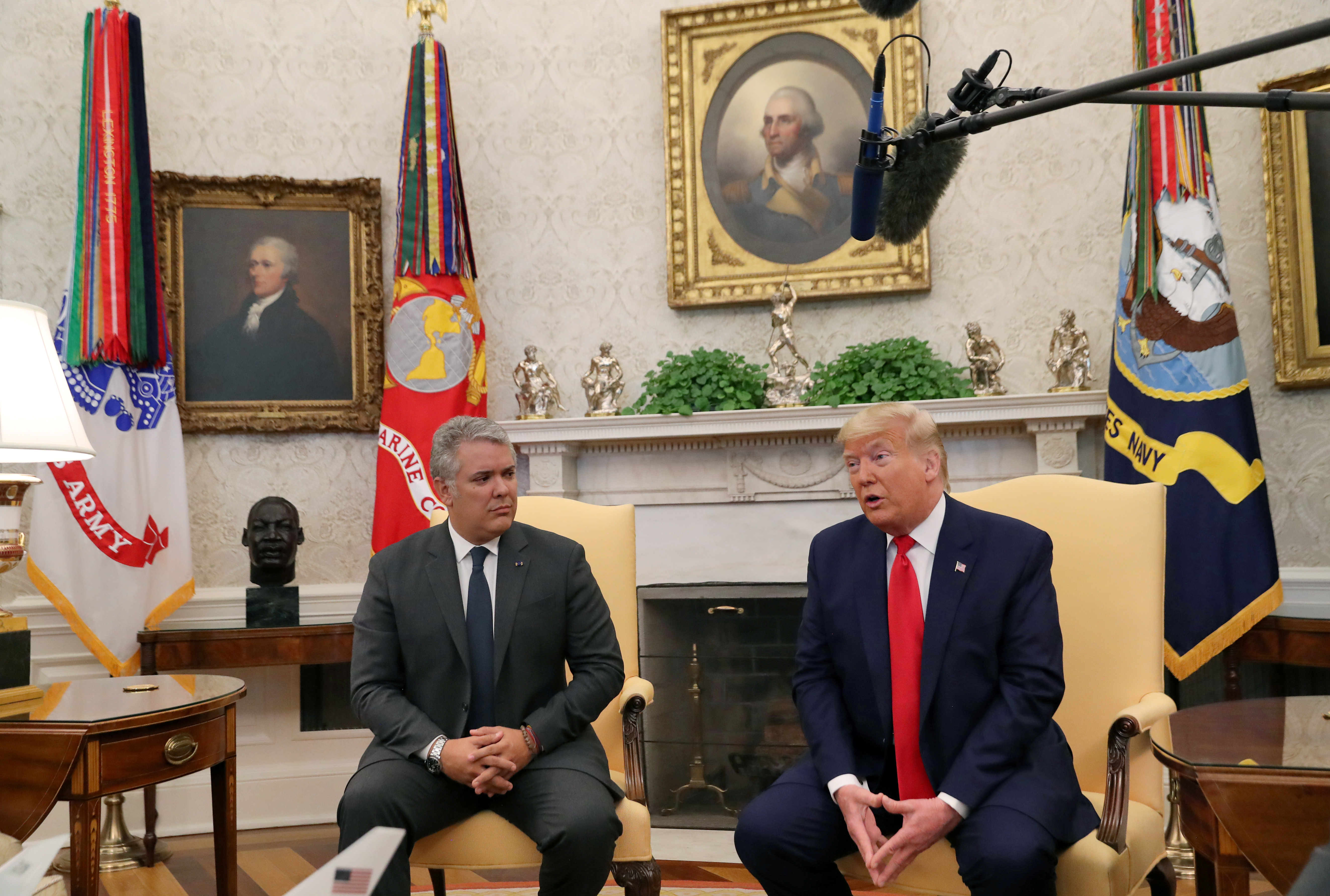 Iván Duque junto a Donald Trump (REUTERS/Leah Millis)