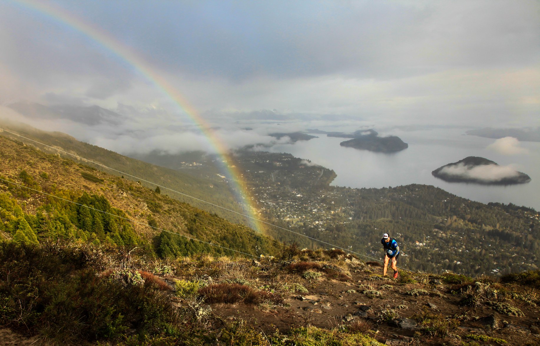 La Brut Ultra Trail se corre en la ciudad de San Carlos de Bariloche (Juan Cruz Rabaglia/ Facebook: Brut)