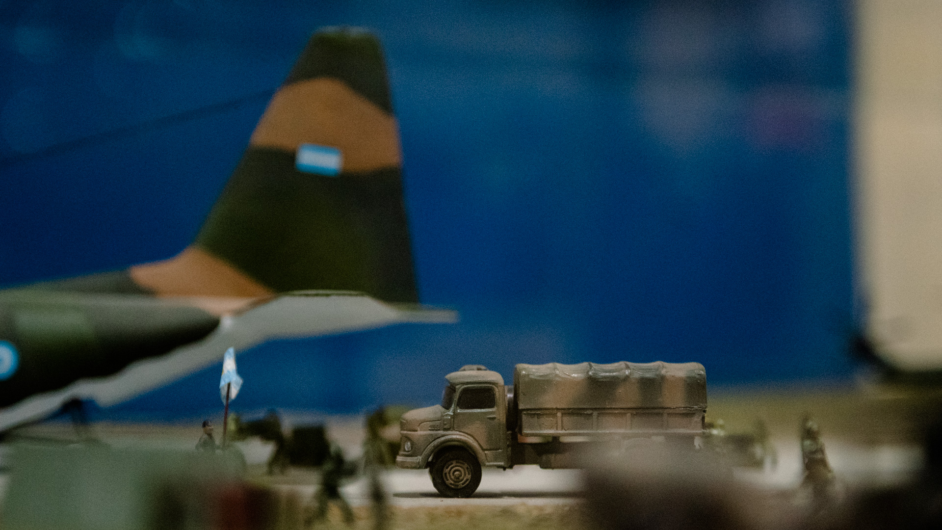 Las maquetas ilustran, a falta de imágenes, las operaciones desarrolladas por las fuerzas armadas en las batallas desarrolladas en las islas