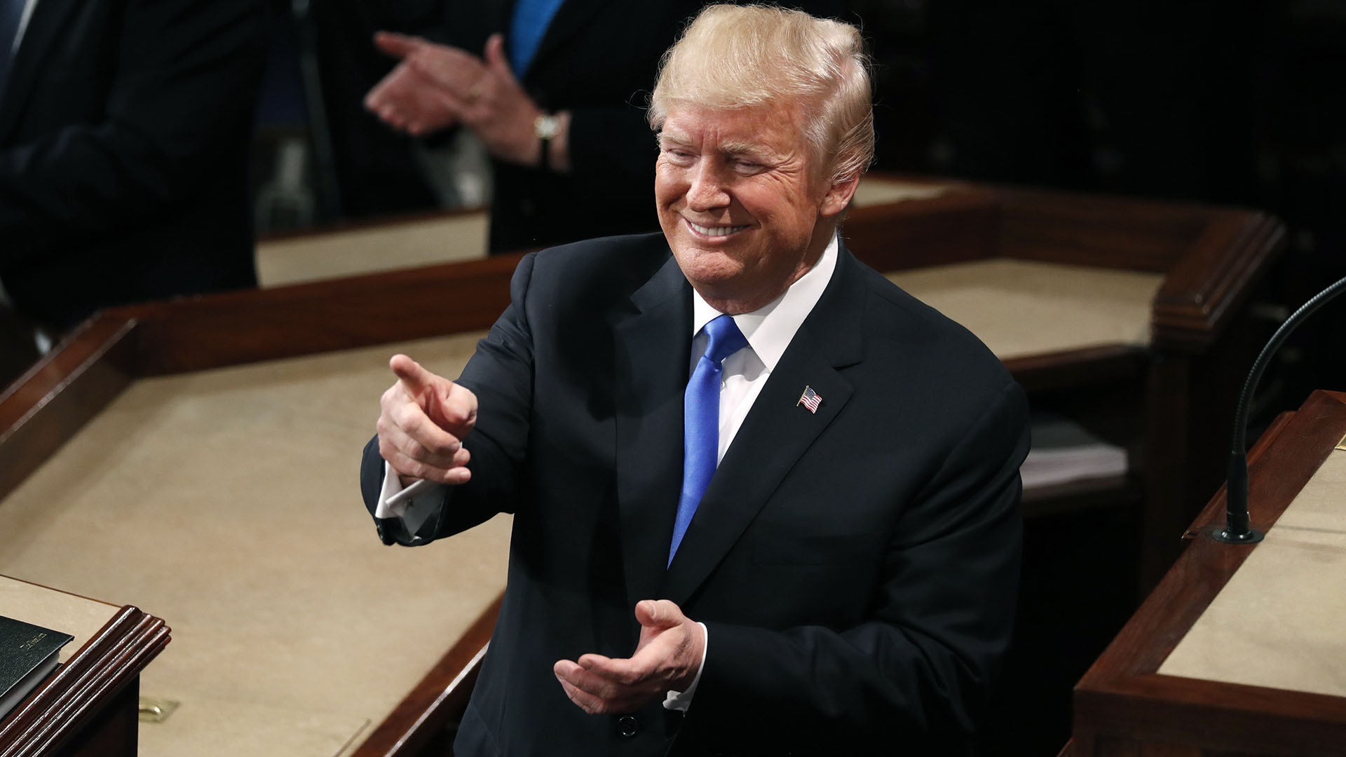 (REUTERS)