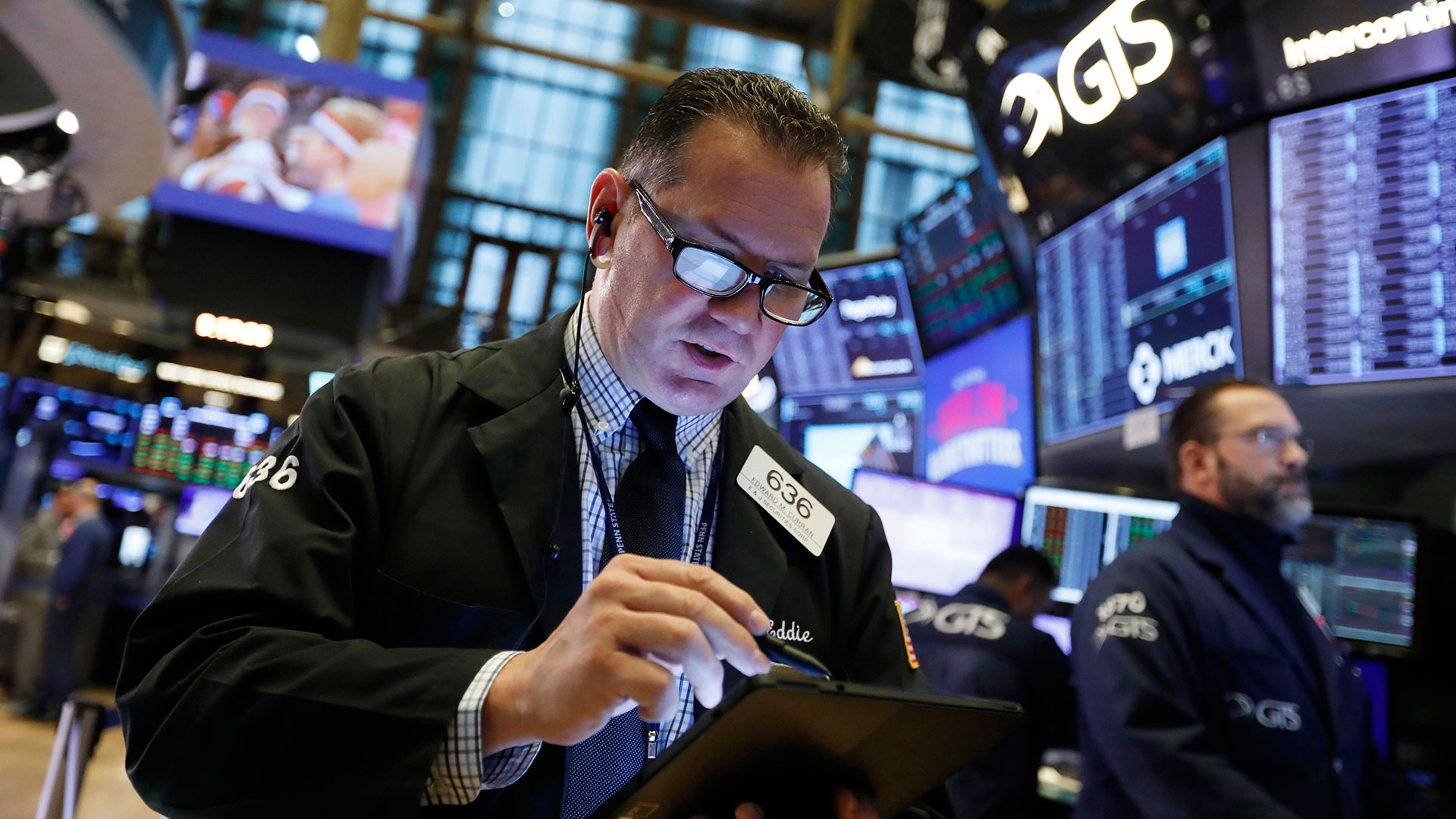 Esta semana las acciones tuvieron una apreciable alza en pesos, aunque modesta en dólares (AP)