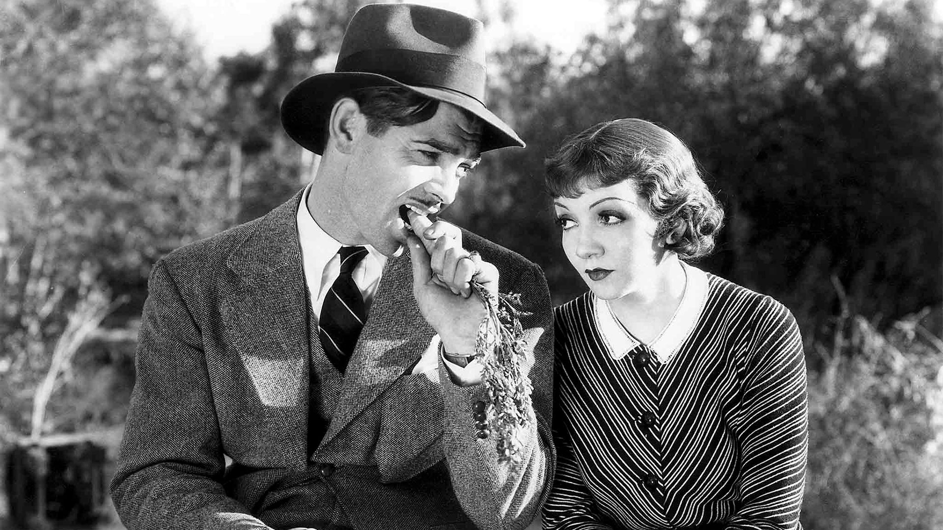 Clark Gable y Claudette Colbert en 'Lo que sucedió aquella noche'