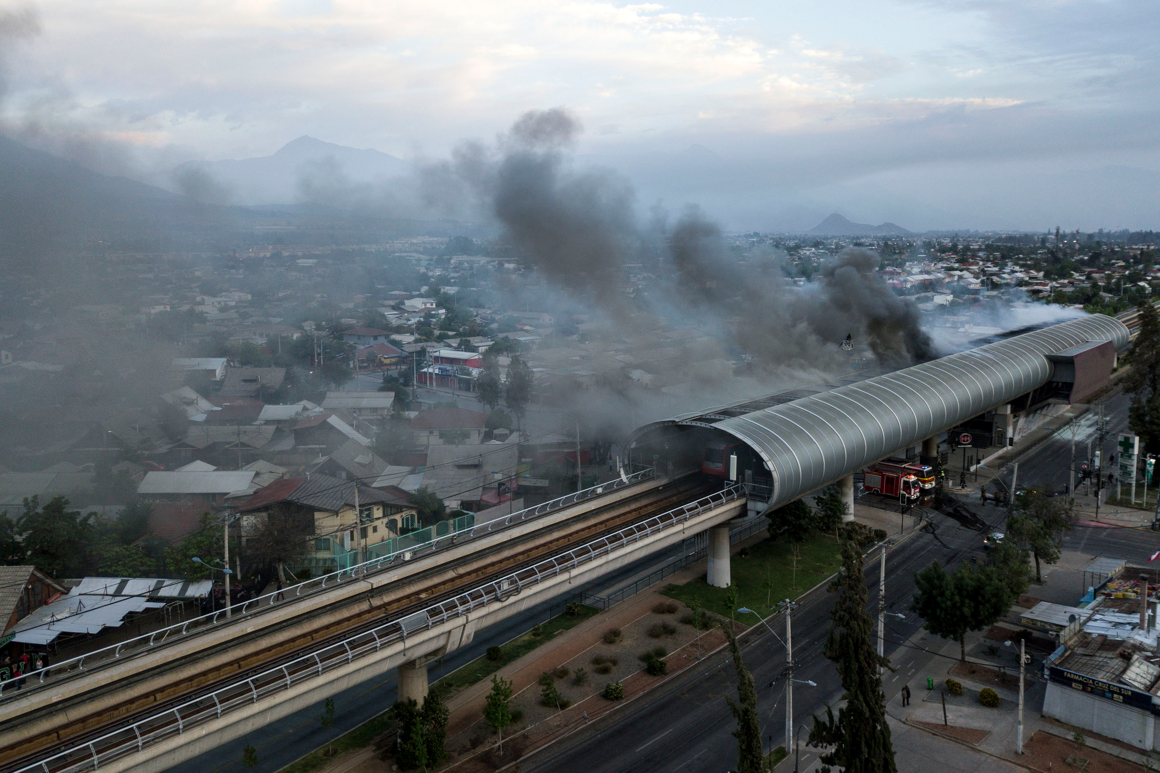 REVUELTA EN CHILE, ASI QUEDÓ EL METRO DE SANTIAGO X2IDU7CSDZA3DMF2GRJGAMRU3I