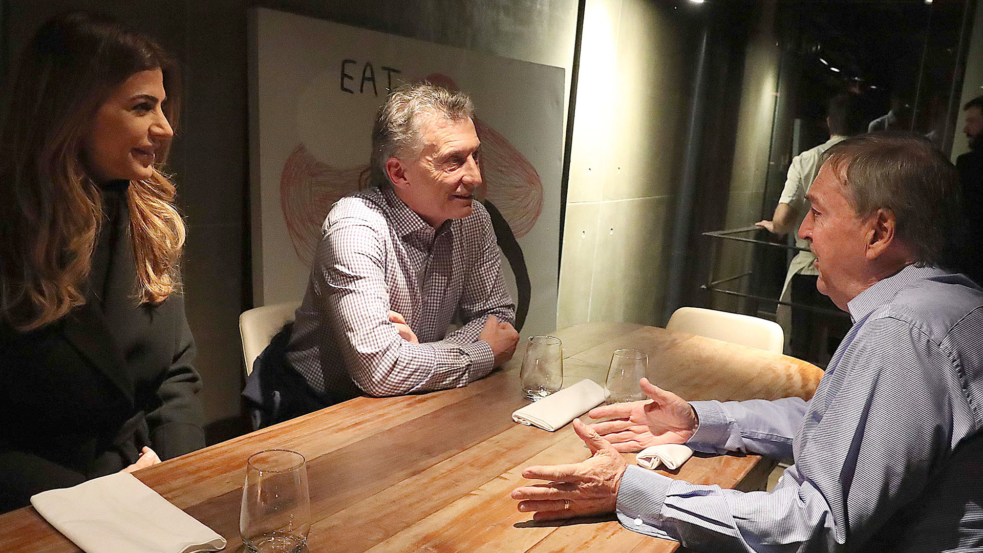En campaña Schiaretti recibió a todos, a Fernández, a Roberto Lavagna y a Mauricio Macri y Juliana Awada con quienes mantuvo una amigable cena