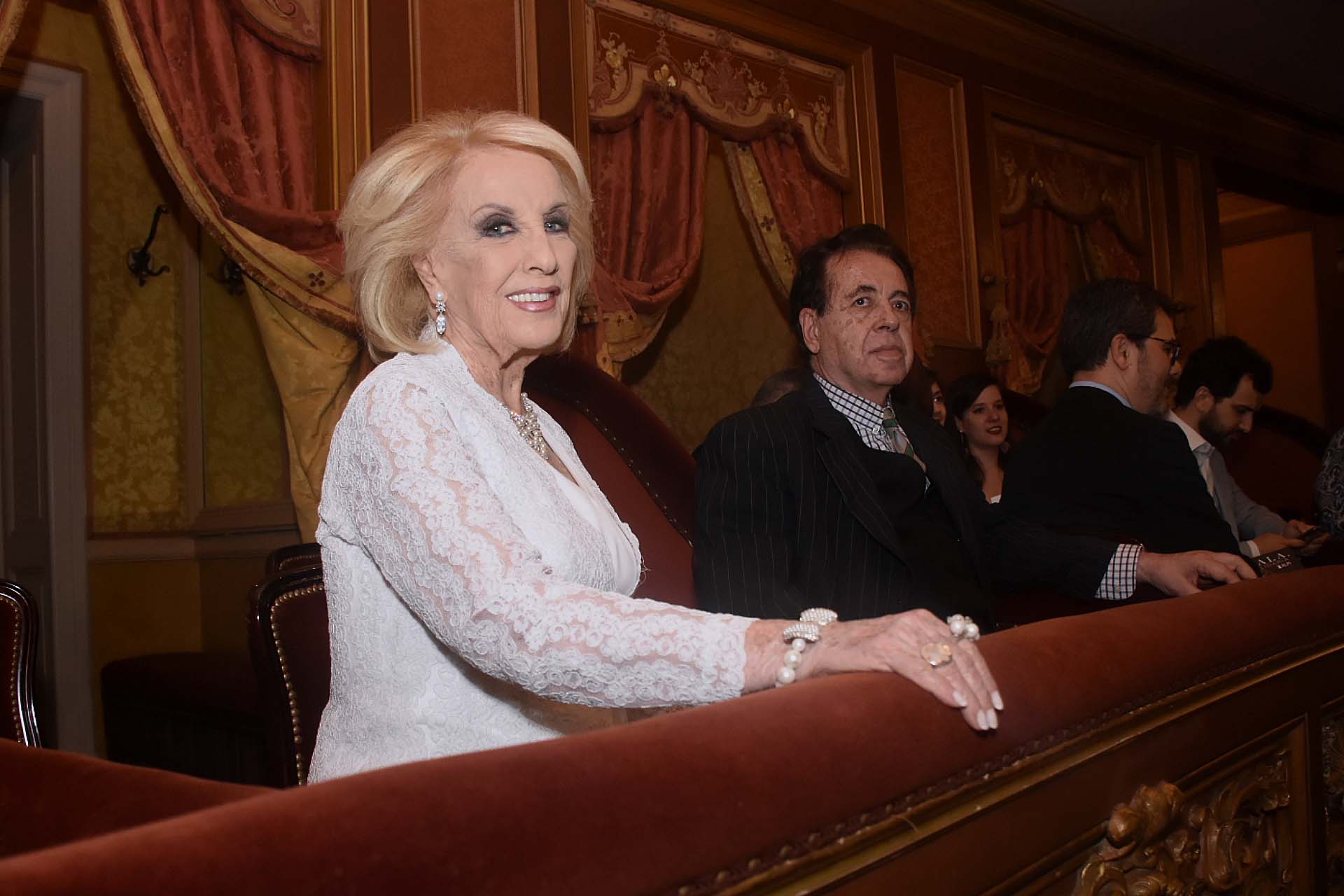 Mirtha Legrand en la gala anual solidaria a beneficio de ALPI Asociación Civil, entidad que se dedica a la rehabilitación neuromotriz, que se llevó a cabo en el Teatro Colón