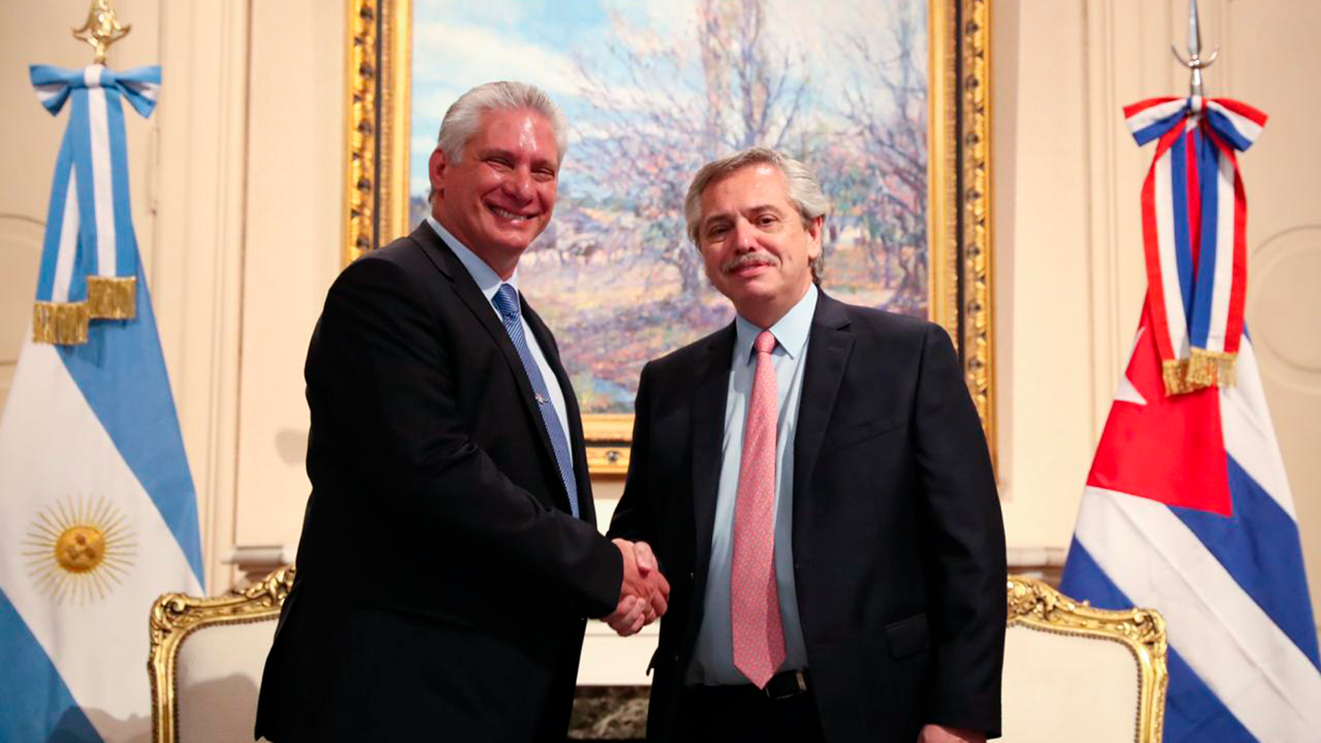 El presidente Alberto Fernández recibió hoy, en el Salón Eva Perón de Casa Rosada, al presidente de Cuba, Miguel Díaz-Canel.