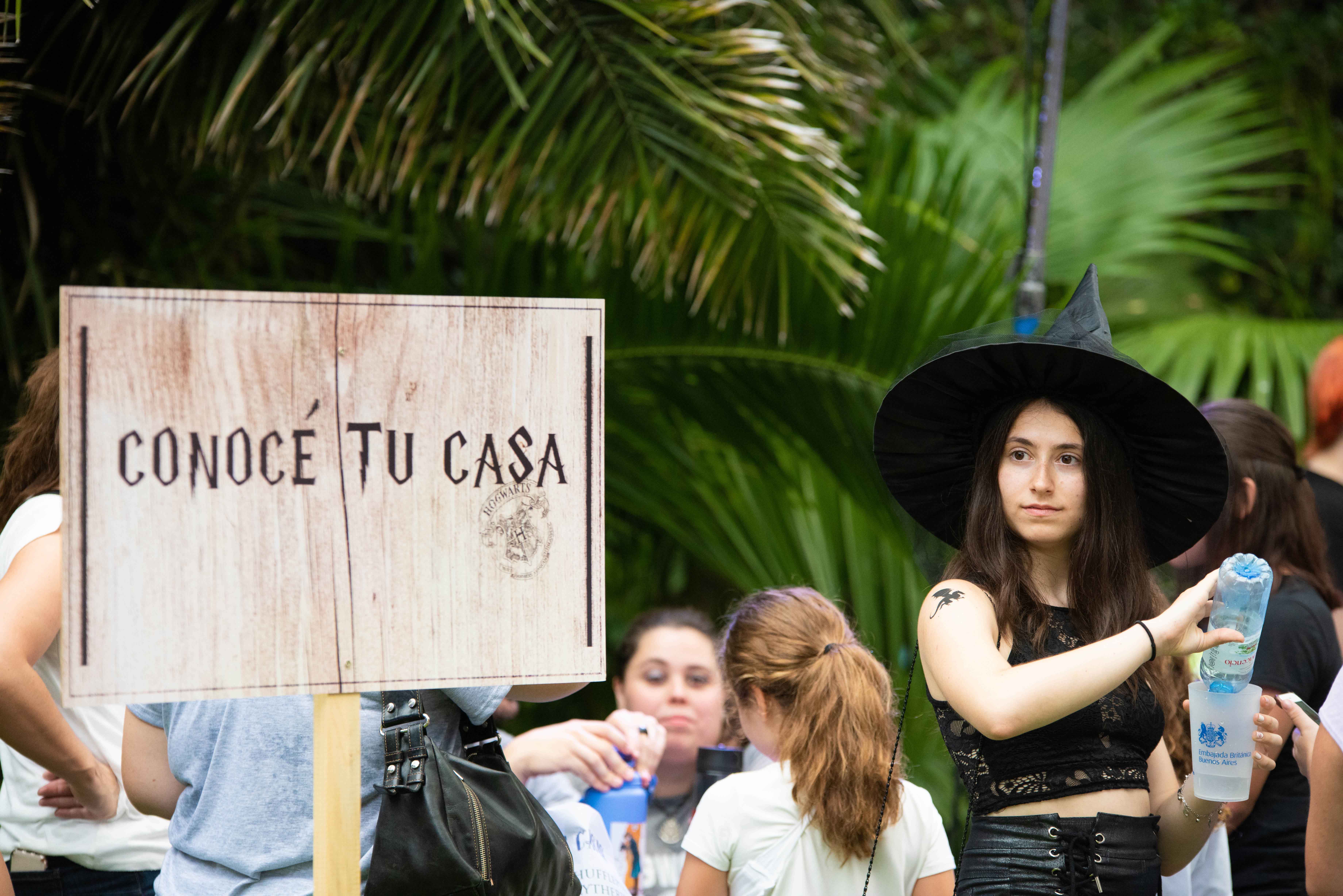 Largas colas para conocer la casa a la que pertenecían