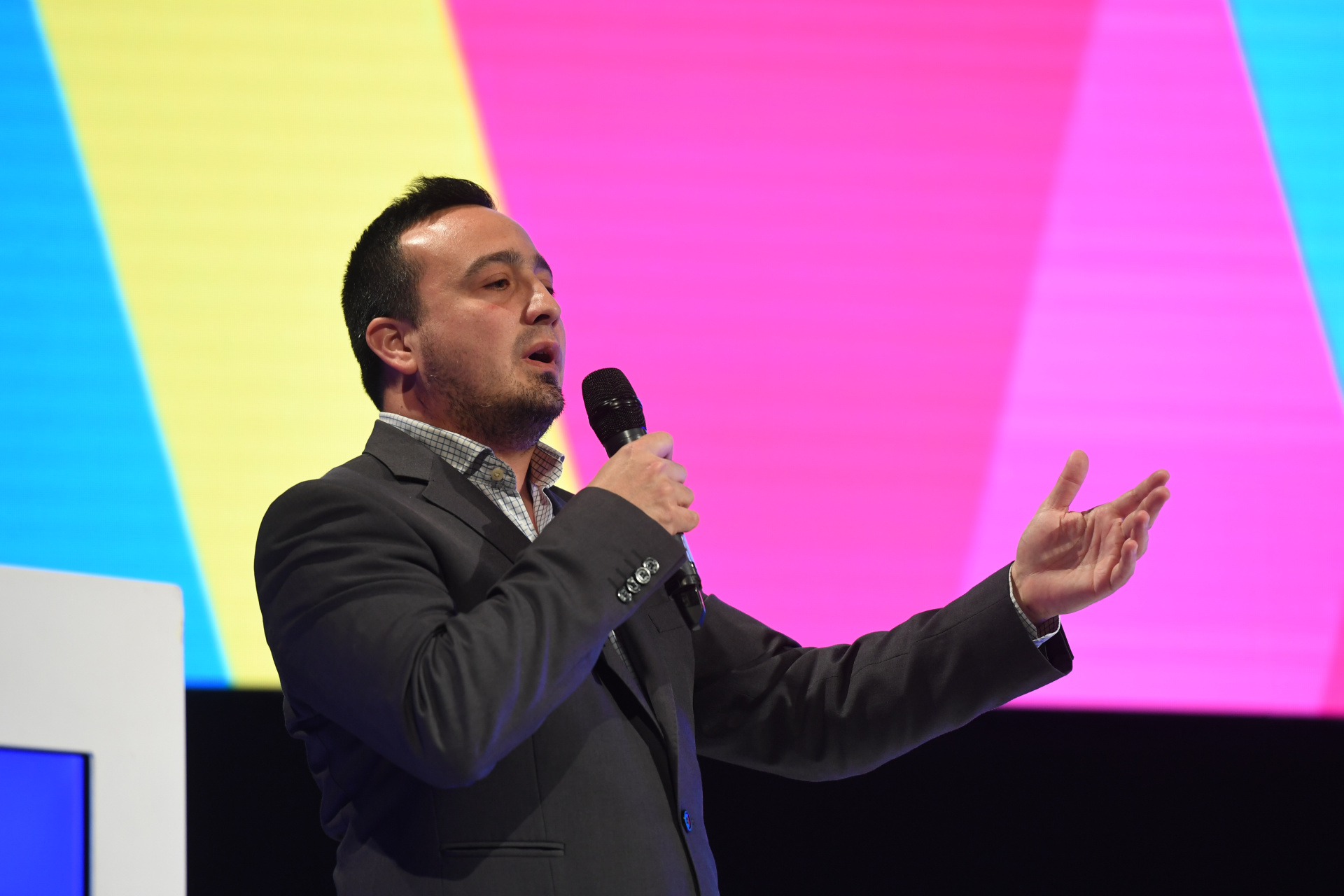 Jonatan Fasano, gerente Comercial Digital en Grupo América