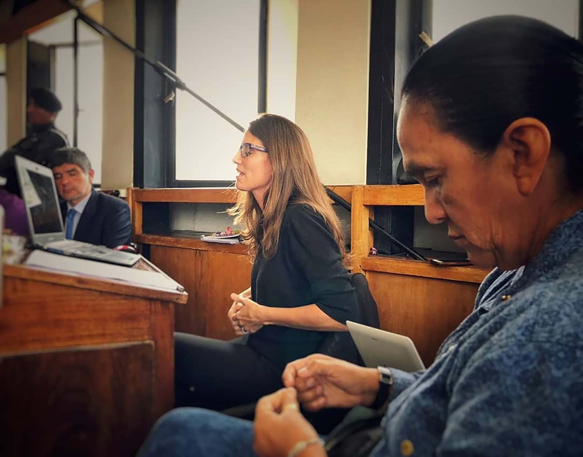 Gómez Alcorta junto a Milagro Sala, líder de la Tupac Amaru.