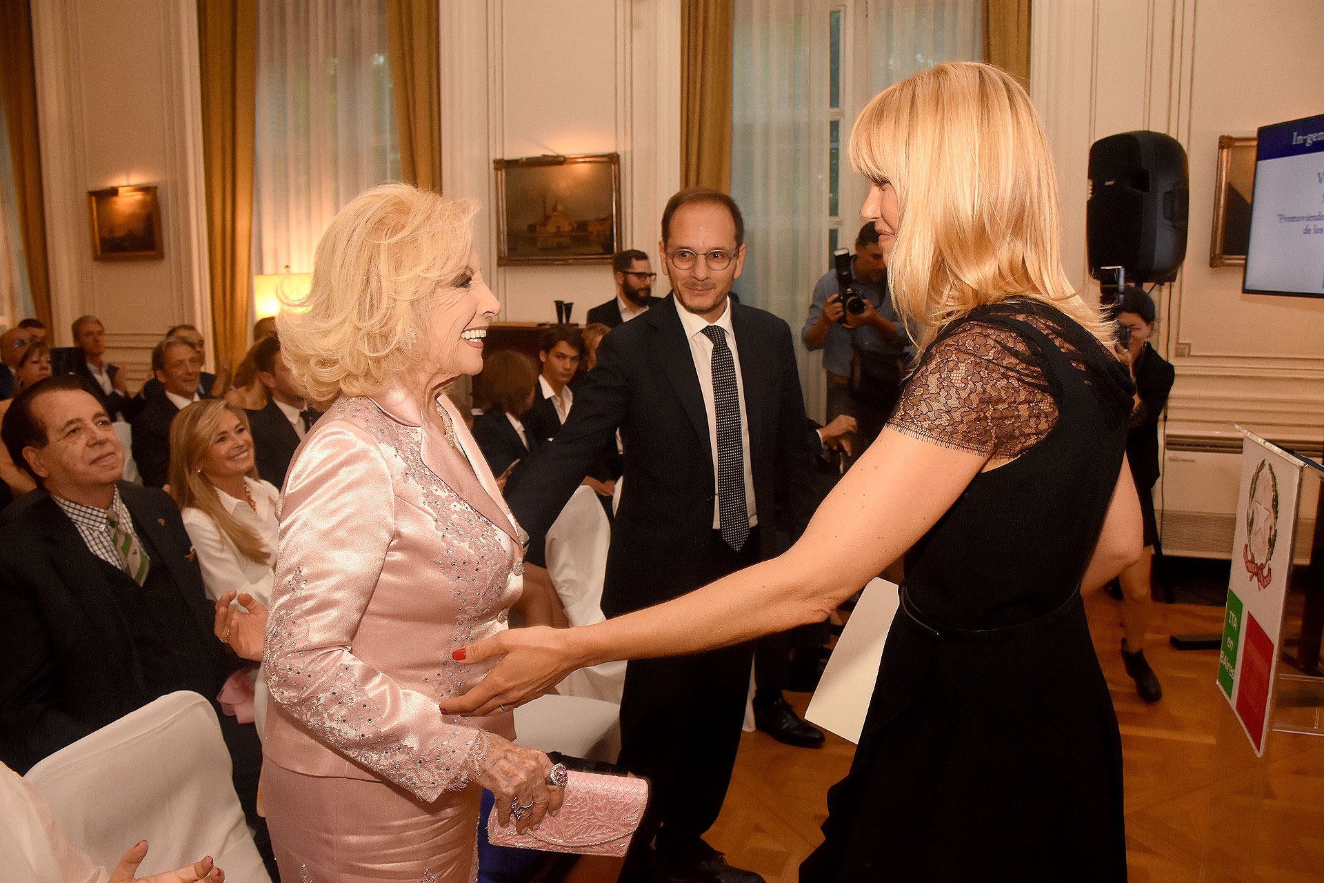 Valeria Mazza y Mirtha Legrand