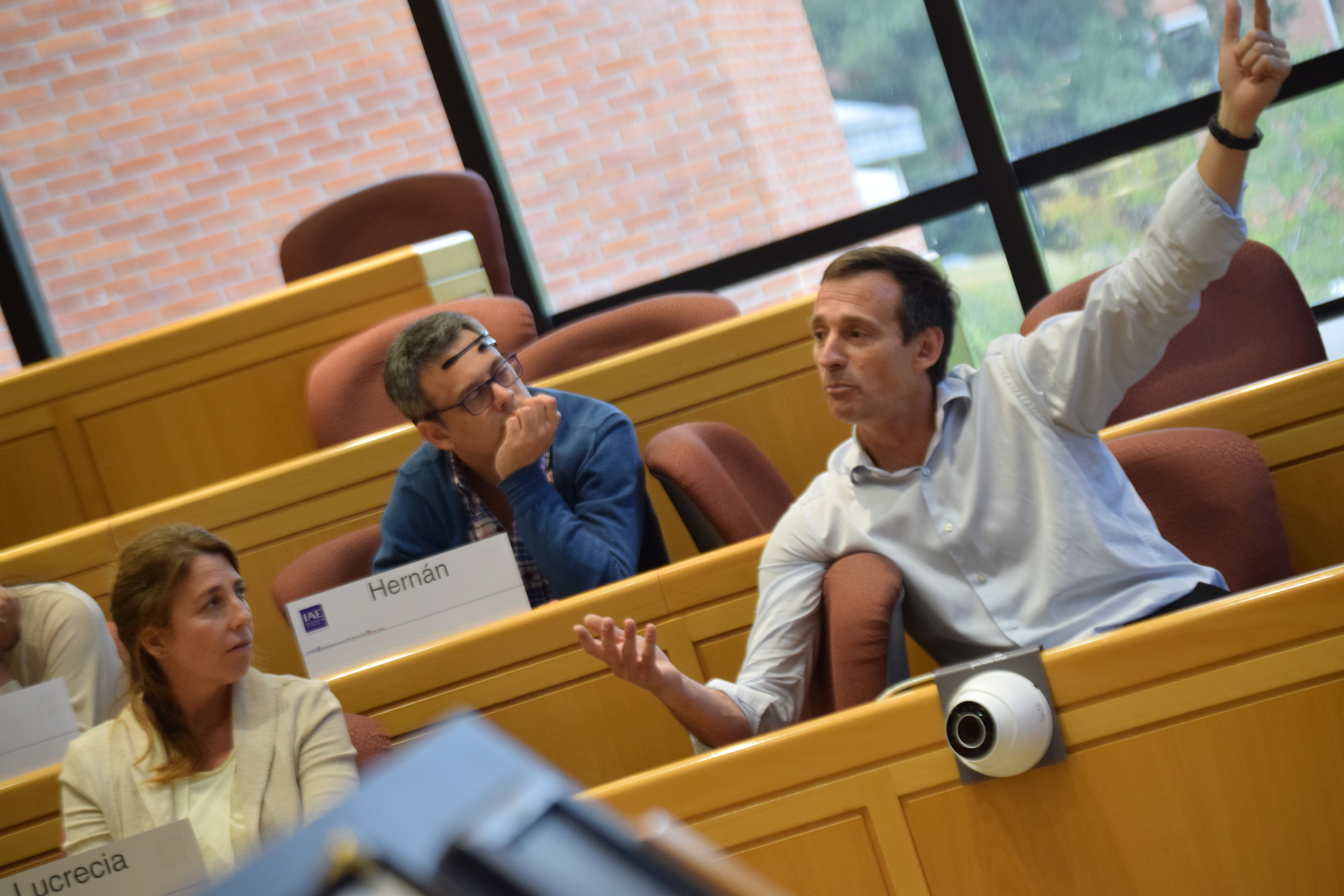Dieron una clase en el campus de Pilar de la Universidad Austral para probar la cámara de reconocimiento facial