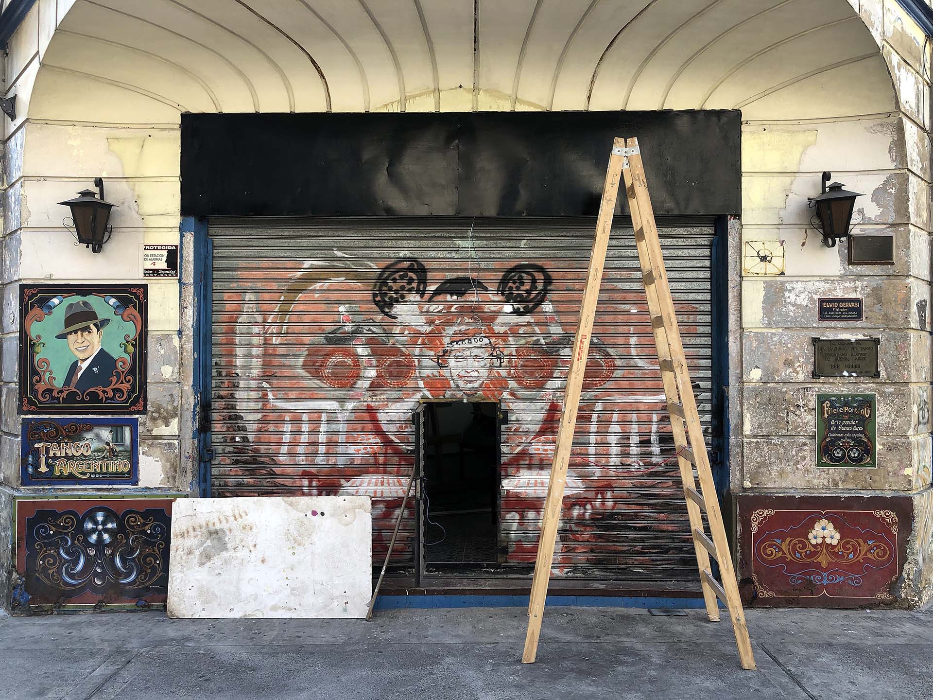 Una esquina cualquiera del Abasto: