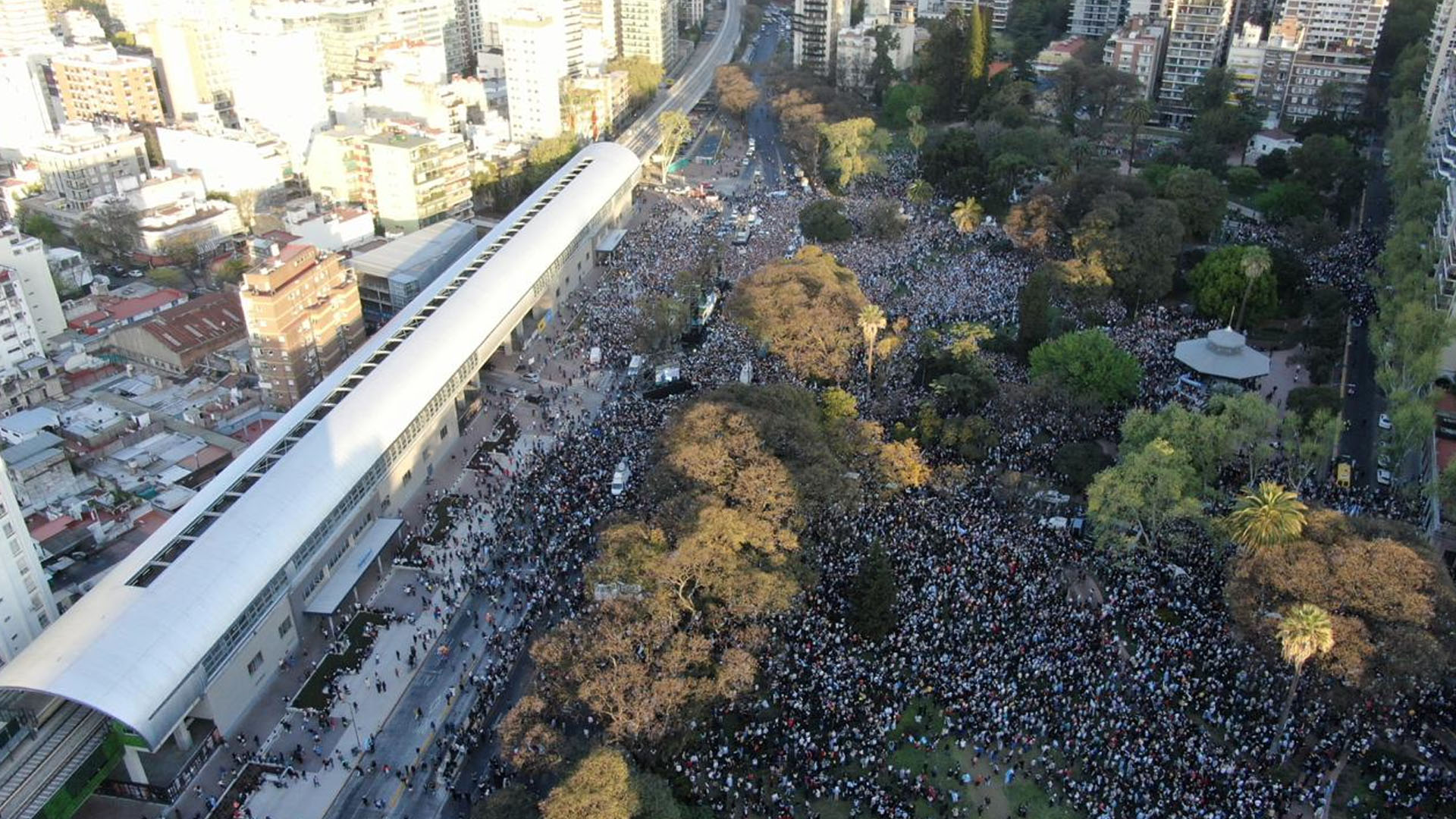 El masivo acto que Macri encabezó en Belgrano (Lihueel Althabe)